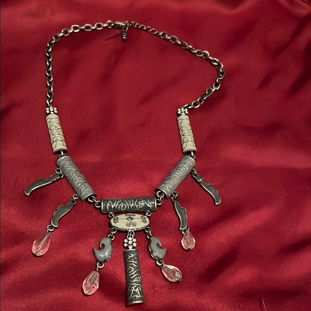 Fashion Jewelry Black and Silver Statement Necklace